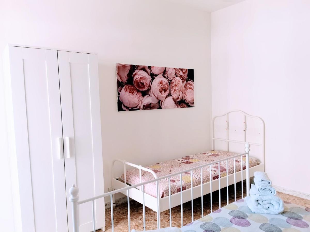 Gallipoli, Lido San Giovanni, 5 Posti Letto Exterior photo